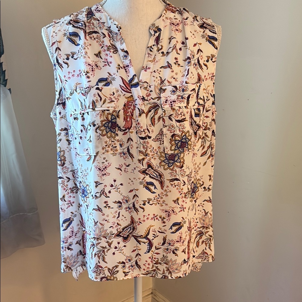 Floral Sleeveless Button Up Blouse